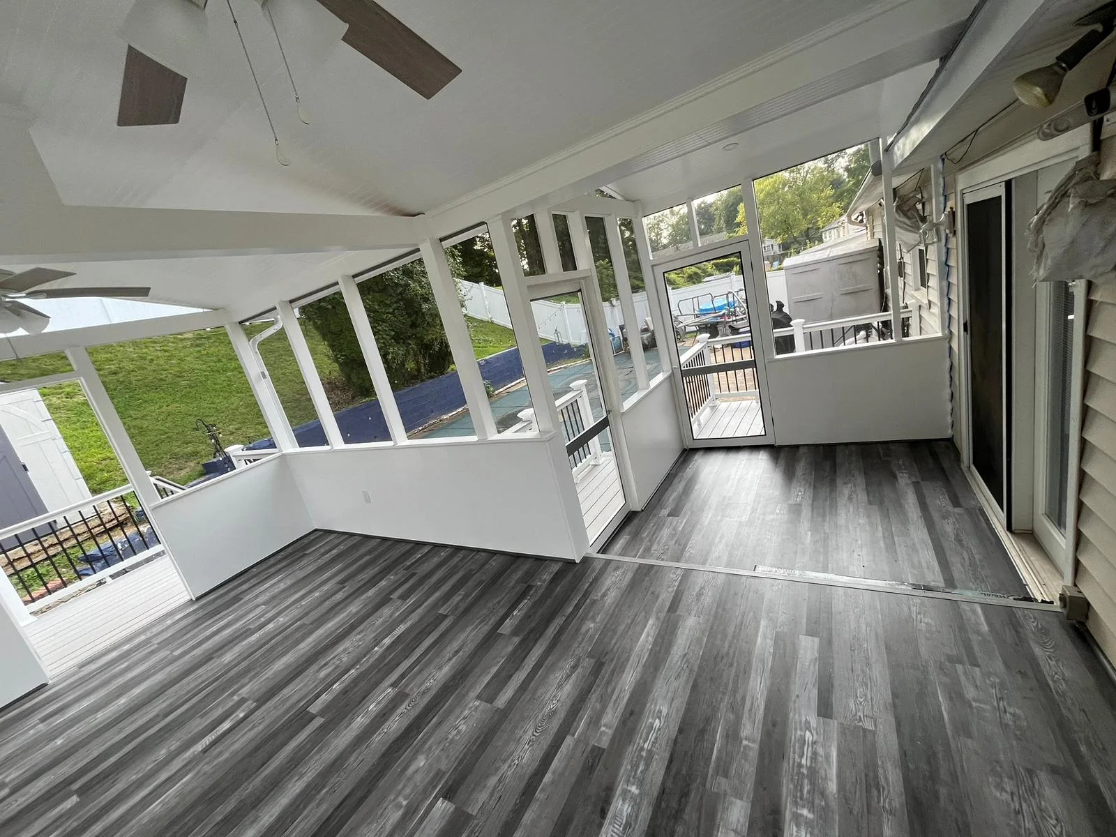 Completed screen porch by Master Handyman